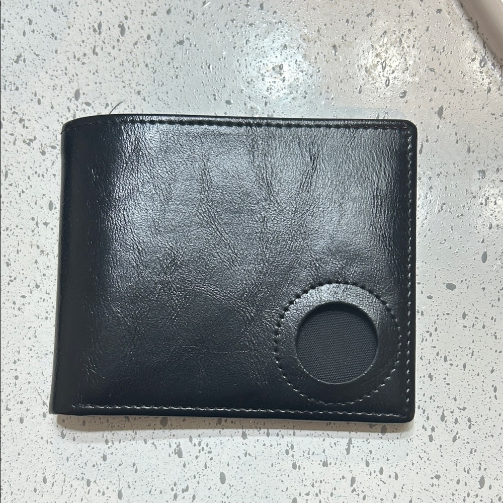 Amazon Black Leather Card Holder with Air Tag compartment